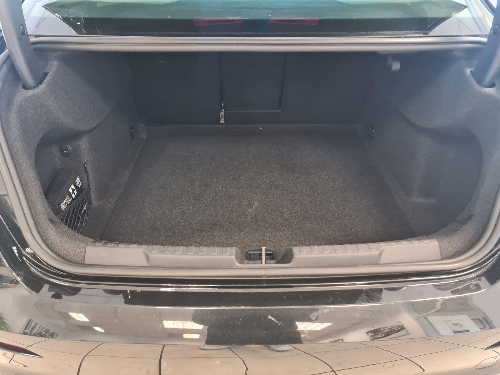 Fahrzeugabbildung Audi A3 Limousine 35 TDI advanced /AHK/NAVI/KLIMA