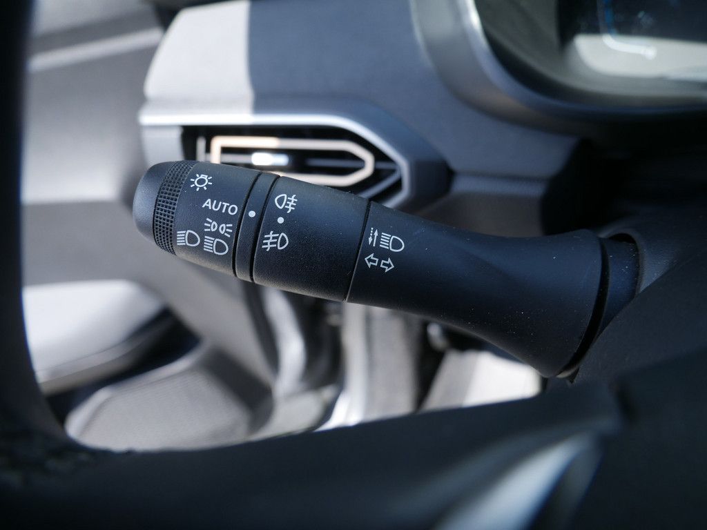 Fahrzeugabbildung Dacia Jogger Extreme HYBRID 140