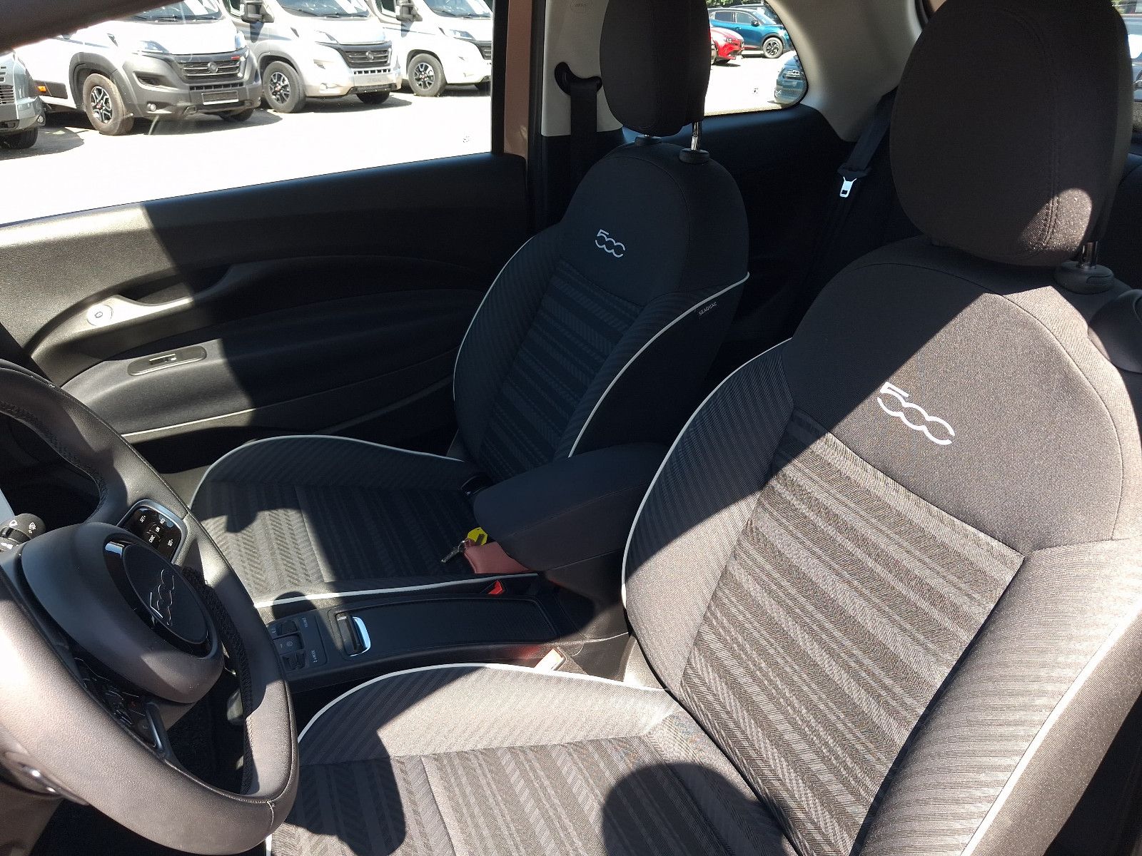 Fahrzeugabbildung Fiat 500e