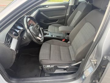 Volkswagen Passat Variant - 12