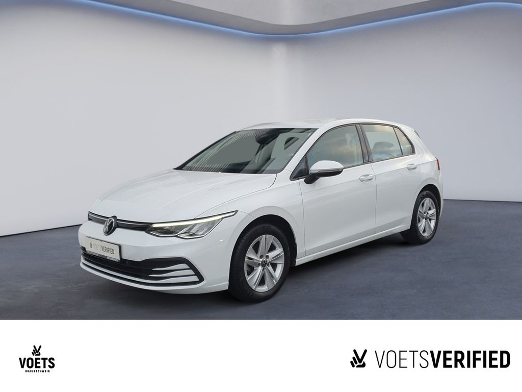 Volkswagen Golf VIII Life 1.5 TSI LED+PDC+SHZ