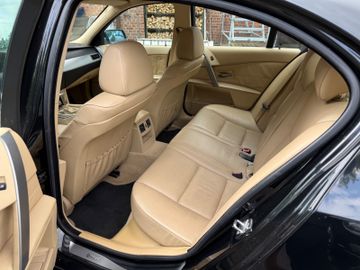 BMW 520 - 10