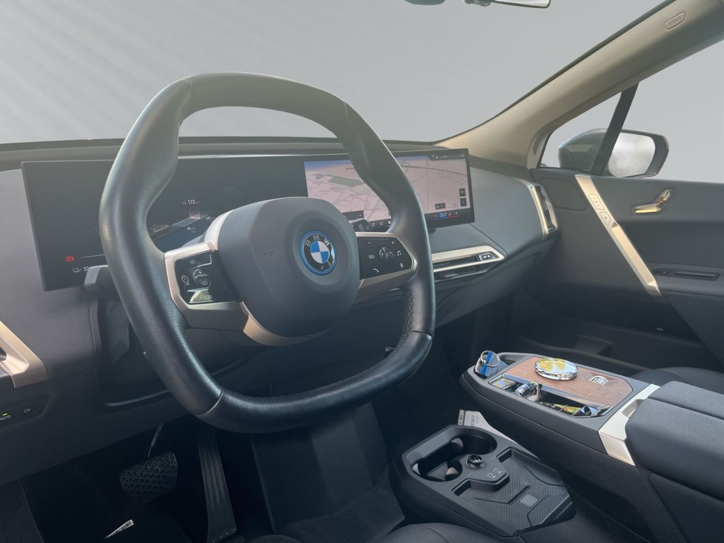 BMW iX xDrive 40 AHK Navigation Soundsystem LED RFK foto 5