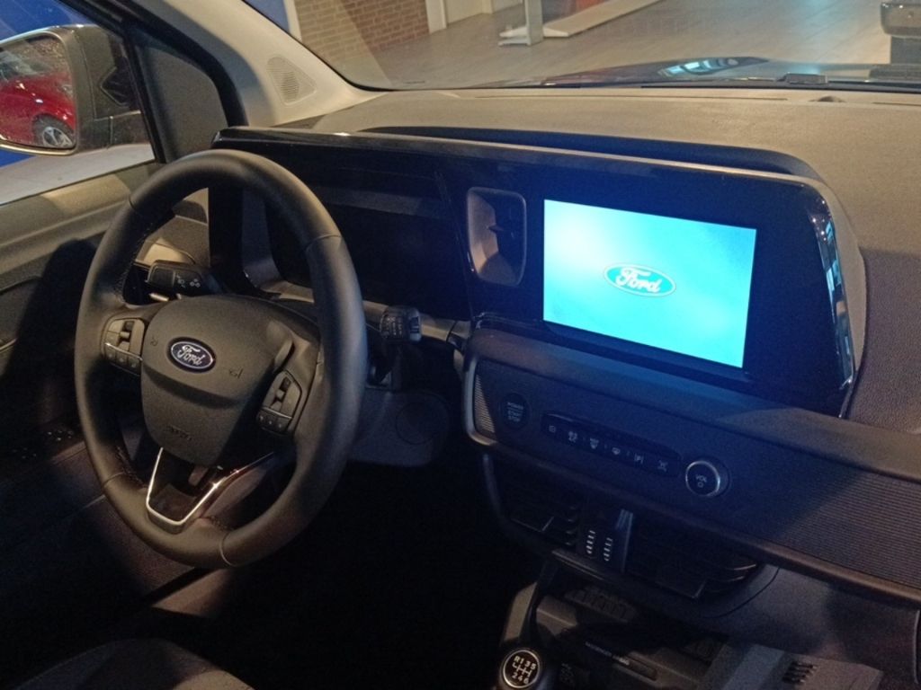 Ford Tourneo Courier - Bild 13