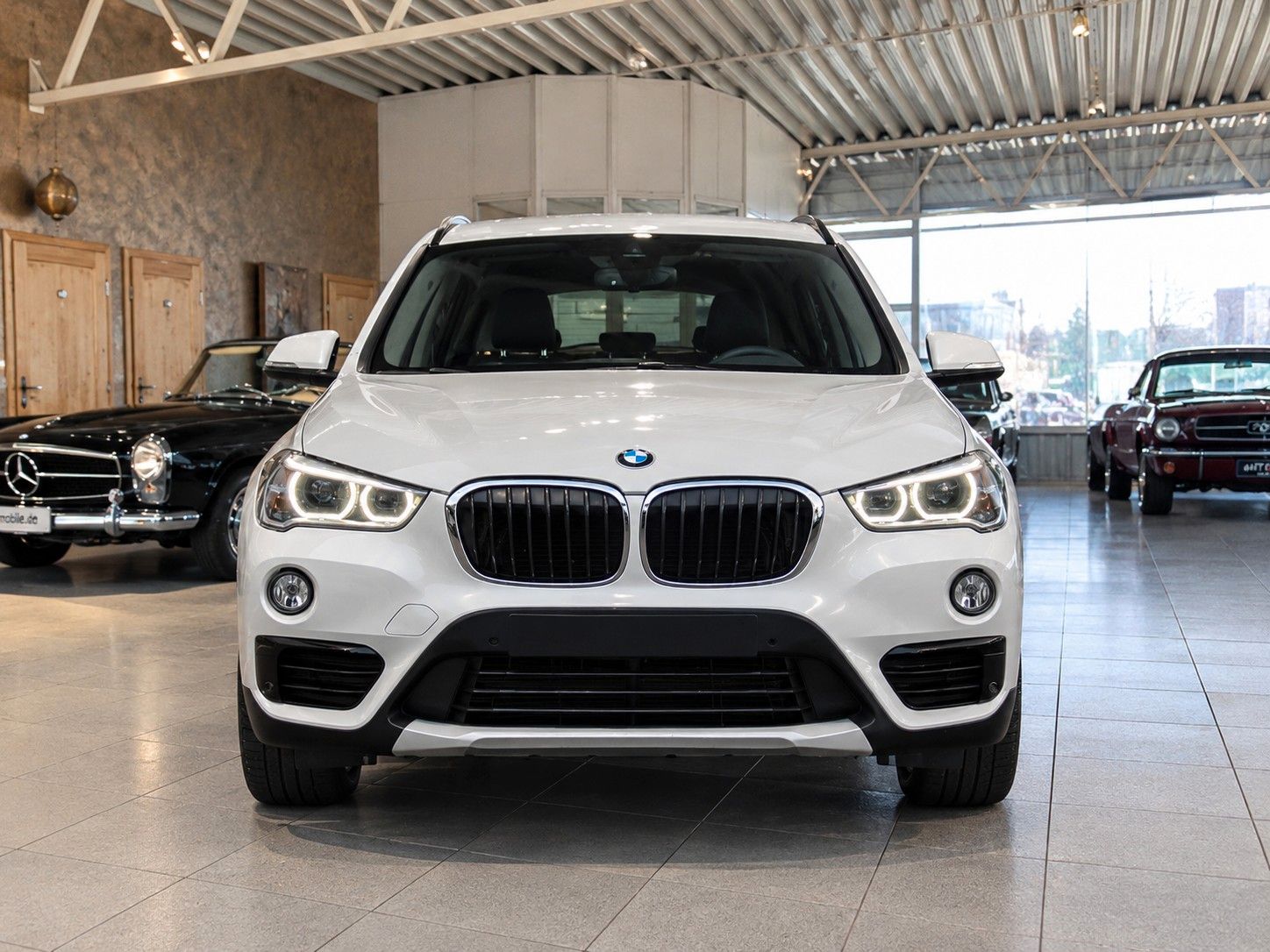 Fahrzeugabbildung BMW X1 xDrive 18 d Sport Line