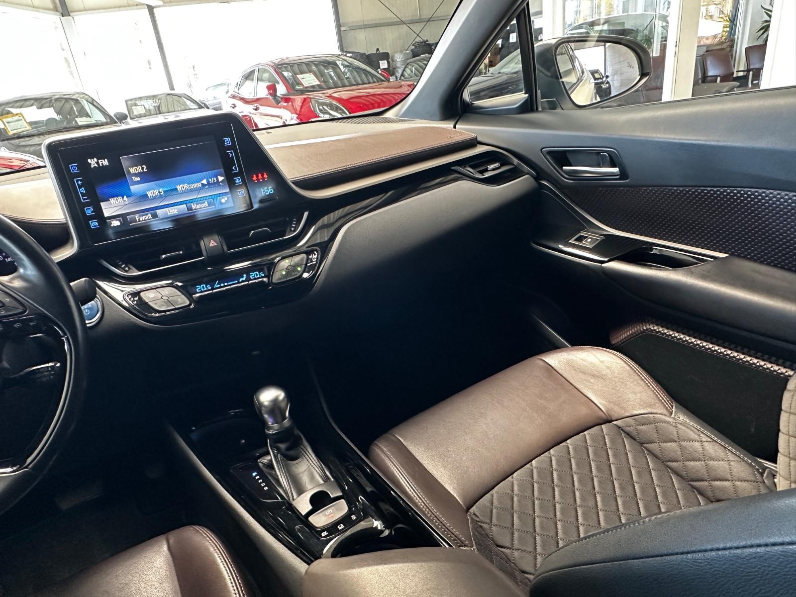 Toyota C-HR Hybrid Lounge,AHK,LED,KAMERA,SCHECKHEFT,