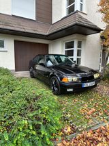 BMW 320i Coupe Cosmosschwarz  - BMW 320 aus 1996