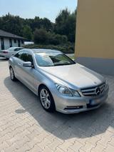 Mercedes-Benz Mercedes E coupe E250 - Mercedes-Benz E 250 in Duisburg