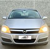 Opel Astra 1.7 CDTI 101CV 5 porte Cosmo - Opel Astra aus 2005 mit Diesel-Antrieb