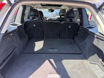 Volvo XC90 - 12
