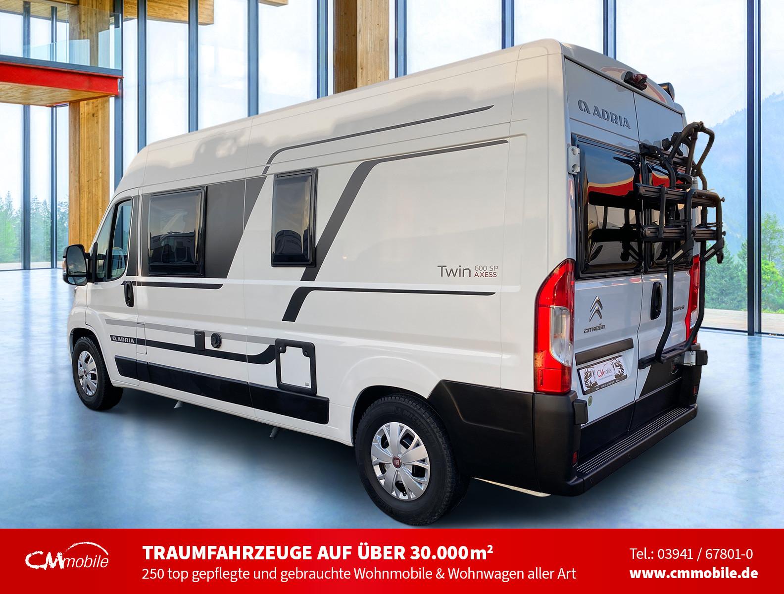 Adria Twin 600 SP Axess - Festbett - viele Extras -