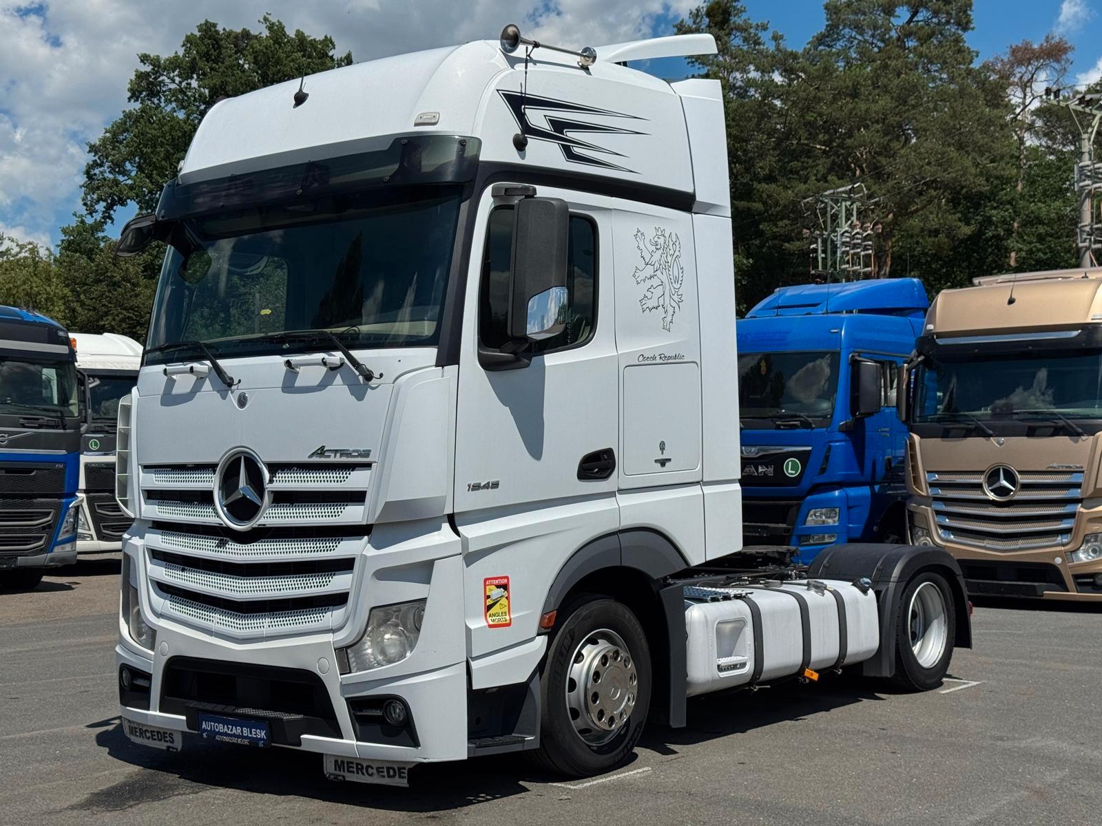 Mercedes-Benz Actros 1845 GIGASPACE LOWDECK/MEGA (3059)