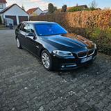 BMW F11  520D  HEADUP DISPLAY SPURASSISTEN... - BMW 5 Series: Head Display