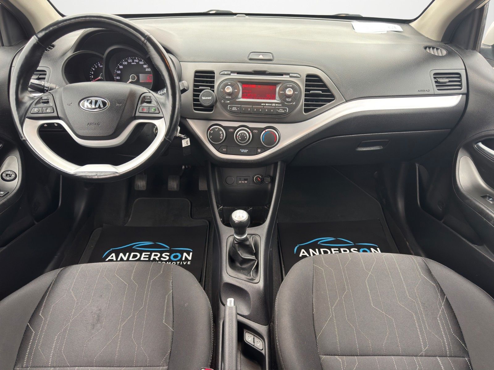 Fahrzeugabbildung Kia PICANTO 1.2 FIFA WORLD CUP EDITION SITZHEIZ ALLW