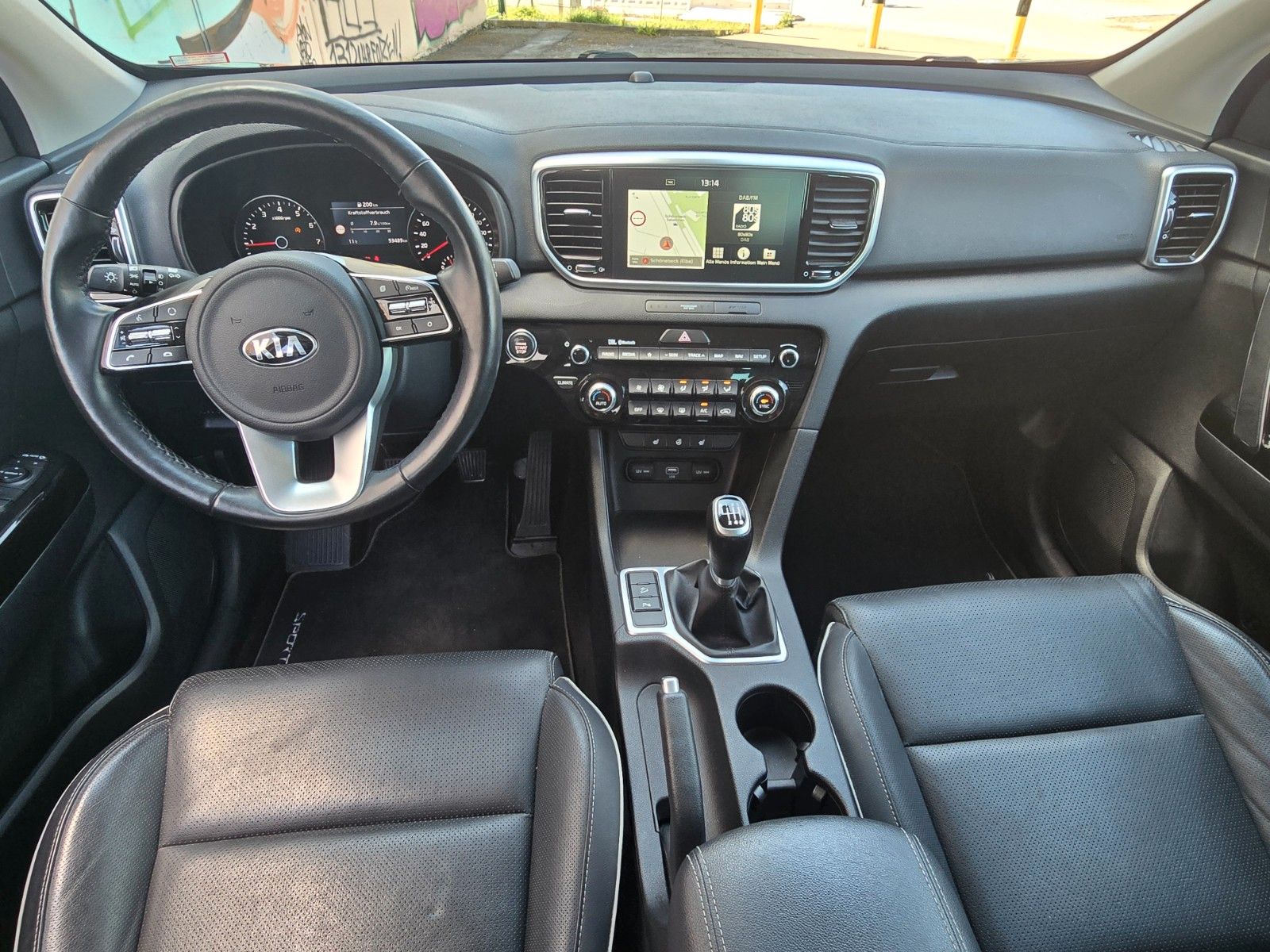 Fahrzeugabbildung Kia Sportage 1.6 GDI 2WD Dream-Team Premium+
