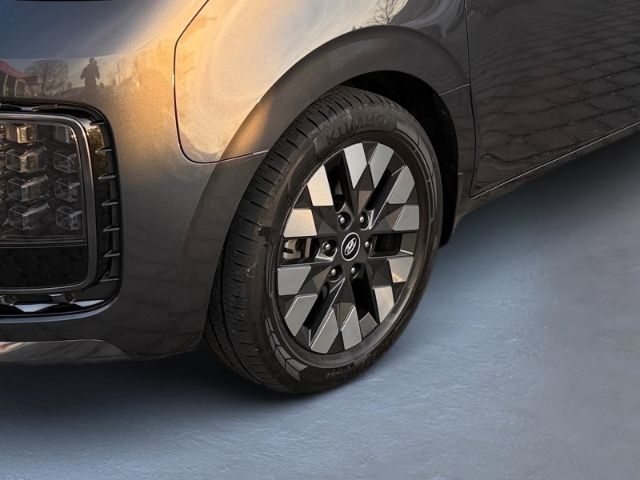 Fahrzeugabbildung Hyundai STARIA Signature 4WD 7-Sitzer +KLIMA+NAVI+SHZ+UV