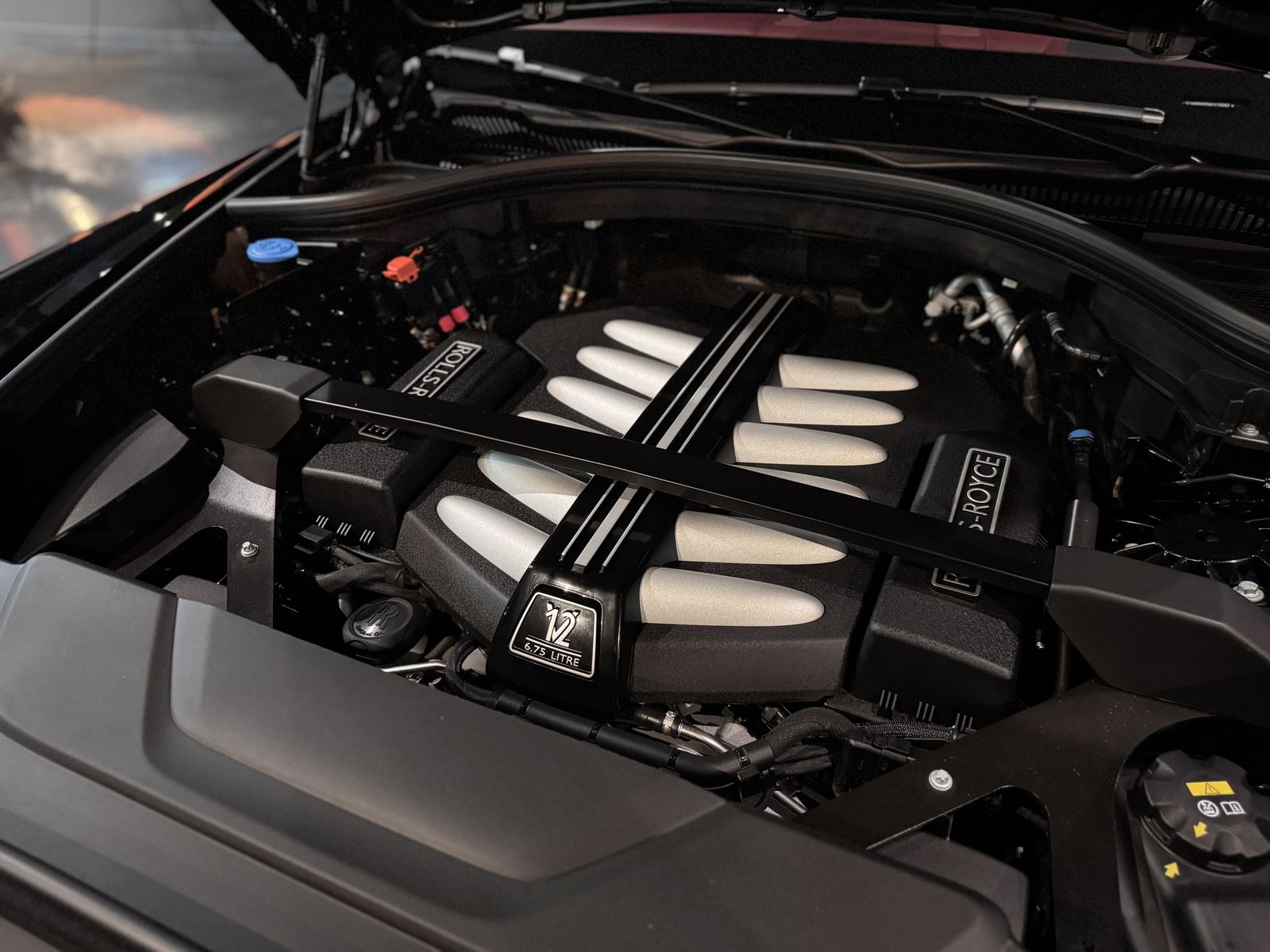 Rolls-Royce Cullinan 24Zoll*große Inspektion neu*tolle Optik foto 24
