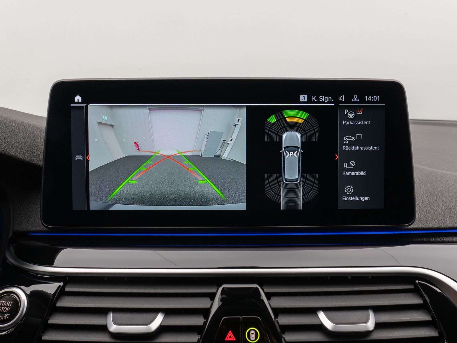Fahrzeugabbildung BMW 520d Kamera Laser HUD DAB HiFi Stop&Go AHK Sport
