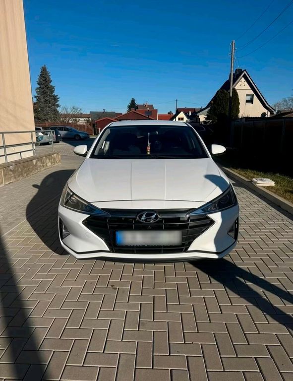 Image of Hyundai Elantra