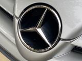 Mercedes-Benz SLK 280 - - silberne Mercedes-Benz SLK 280