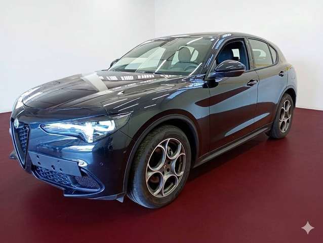 Alfa-Romeo Stelvio - 1