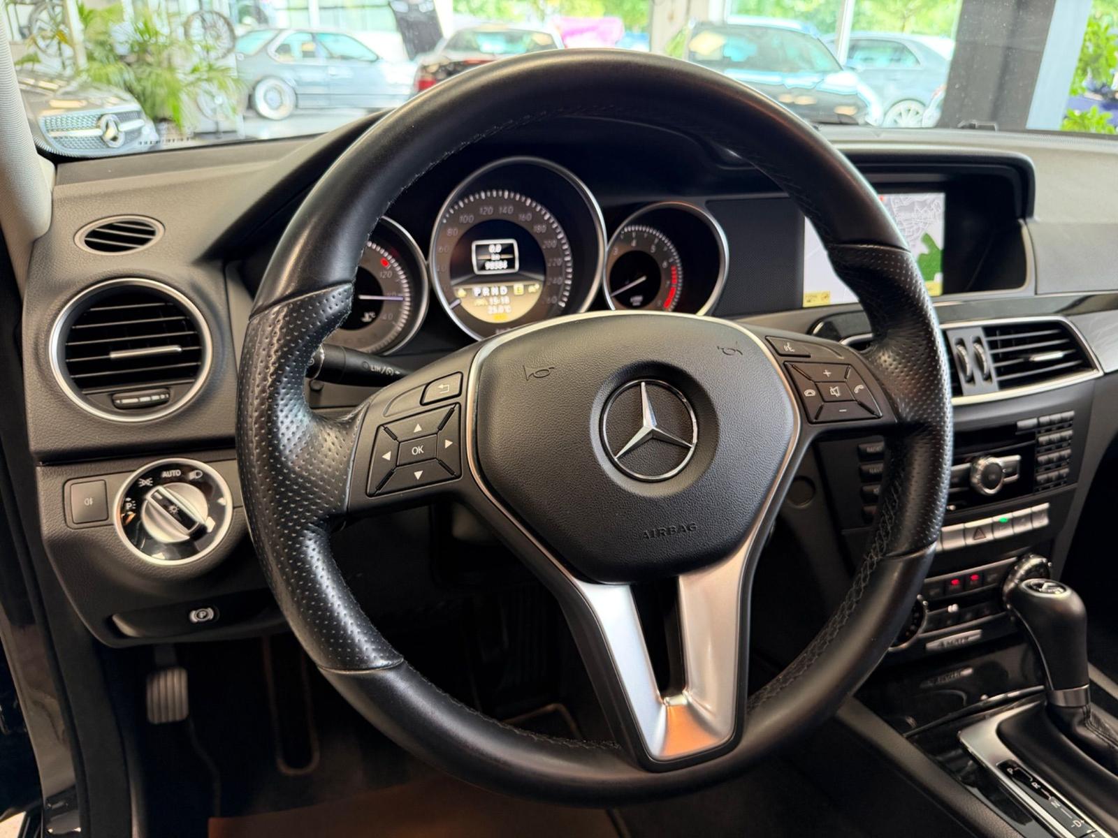 Mercedes-Benz C 350 CGI 4MATIC Avantgarde|Navi|Spurh|HK|Garan.
