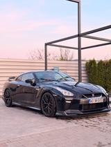 Nissan GT-R 3.8l Prestige Edition 2018 - Nissan GT-R: Coupe