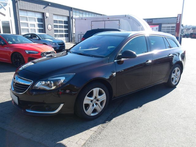 Opel Insignia A Sports  OPC-Line Navi Xenon AHK Pano