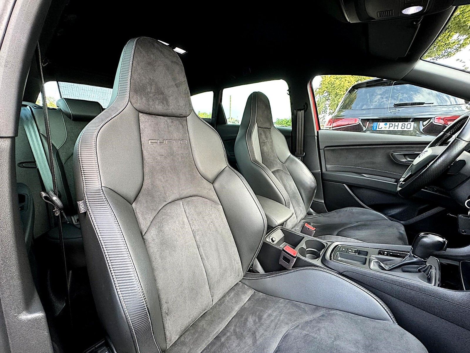 Fahrzeugabbildung SEAT Leon ST Cupra 300 4Drive Performance *ACC*DAB*