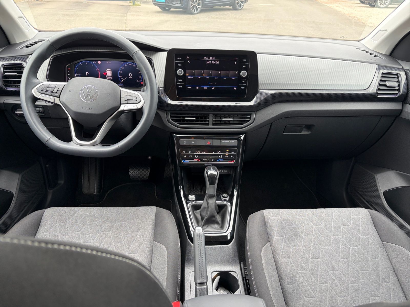 Volkswagen T-Cross - Bild 11