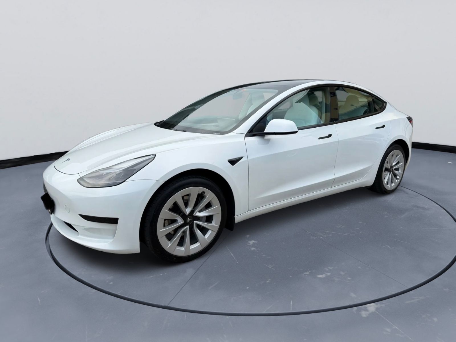 Tesla Model 3 Edition Standard Plus Range Autopilot 3
