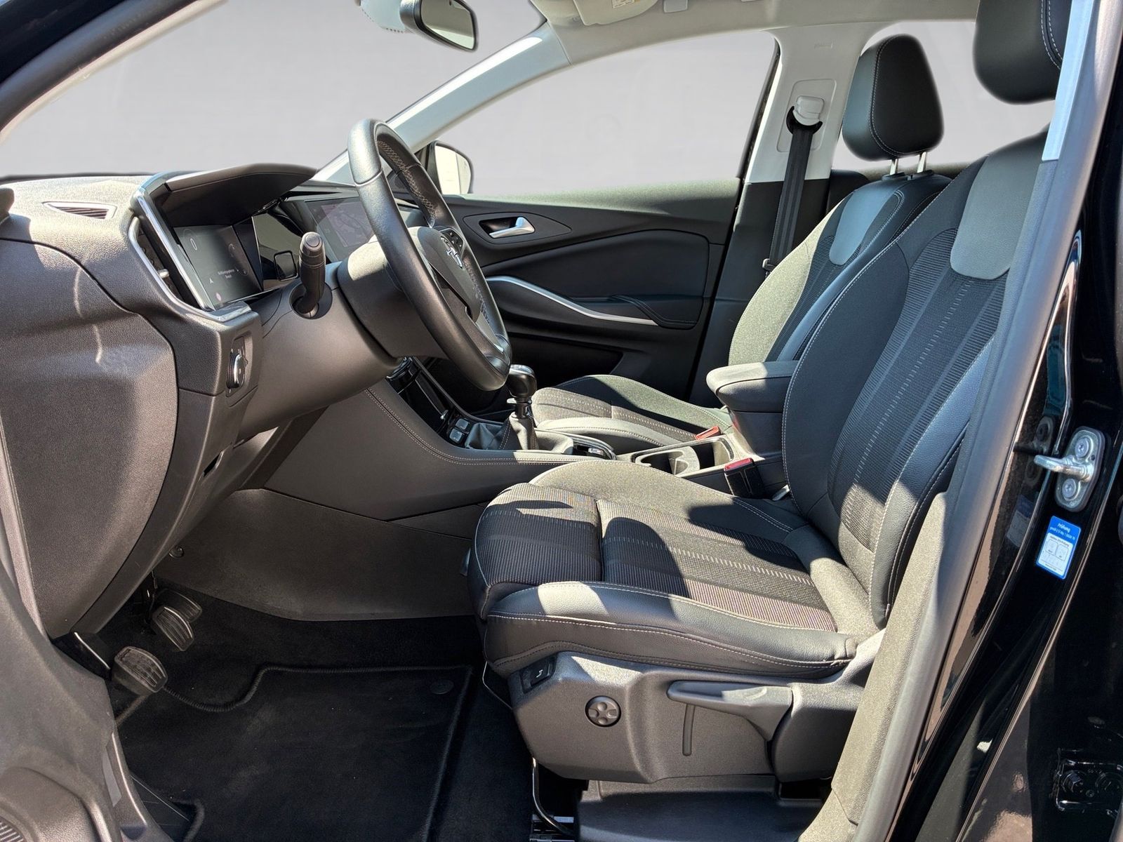 Fahrzeugabbildung Opel Grandland 1.2 Turbo GS Line Kamera,LED,Matrix