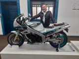 Yamaha FZR 1000