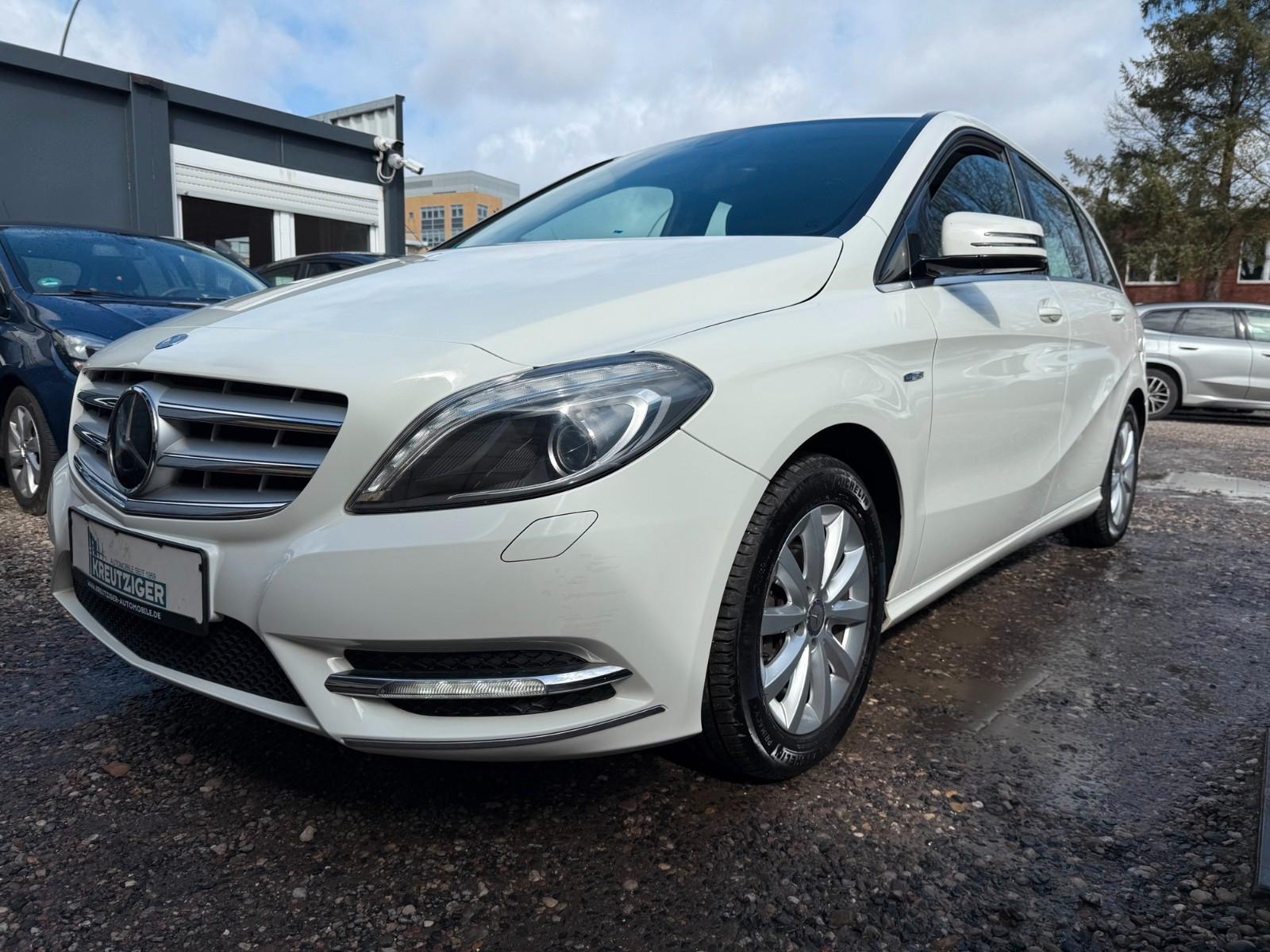 Mercedes-Benz B 180 --HU/AU NEU--