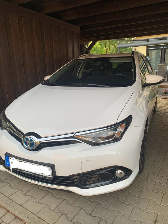 Image of Toyota Auris Touring Sports
