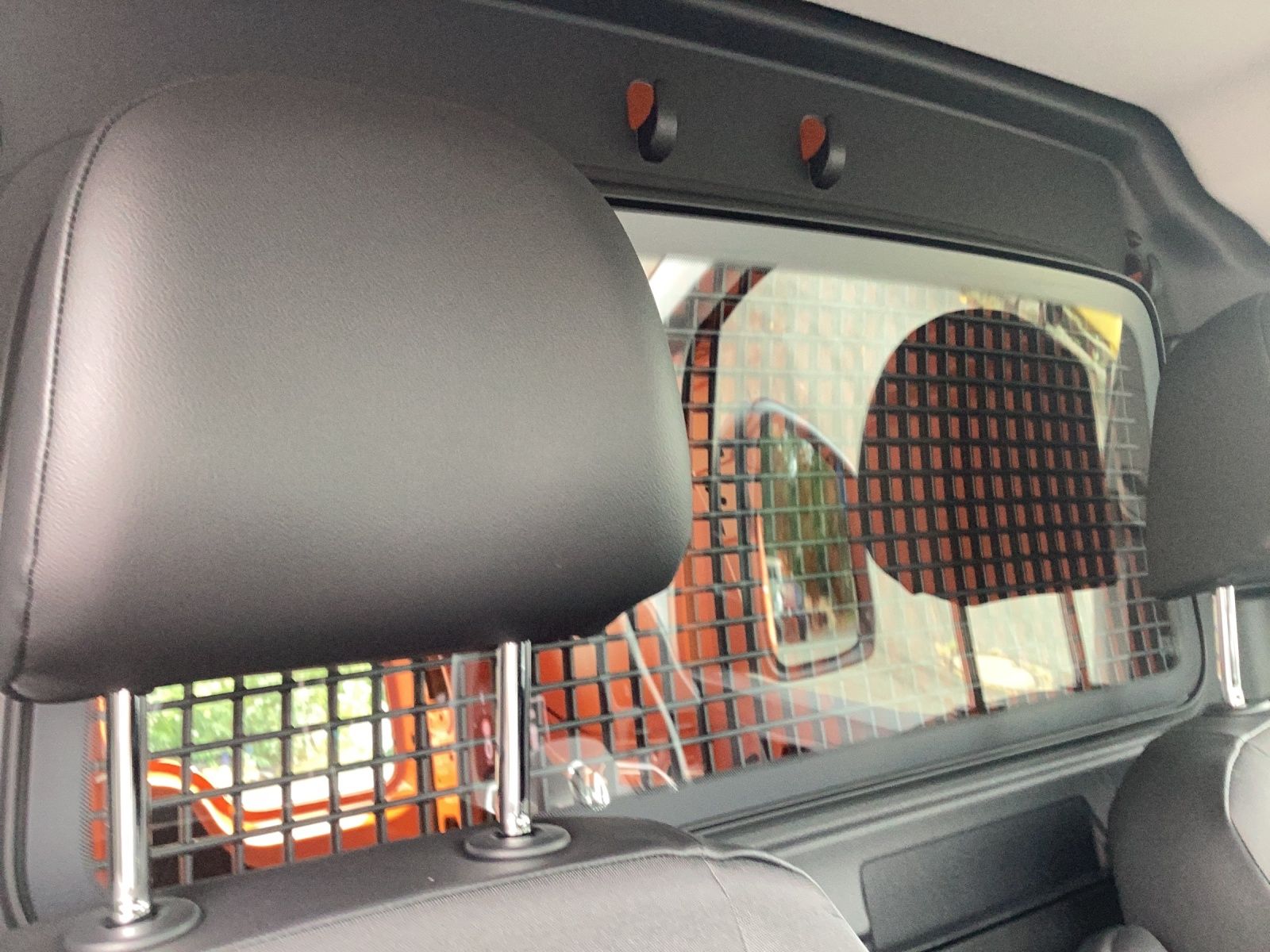 Fahrzeugabbildung Volkswagen Caddy TDI Kasten Maxi  4M LED AHK AID GRA PDC SH