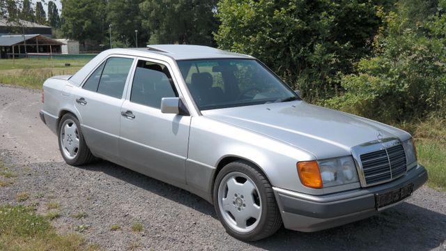 Mercedes-Benz 280 E AMG FELGEN,5 Gang,Met.,Sportfahrwerk.