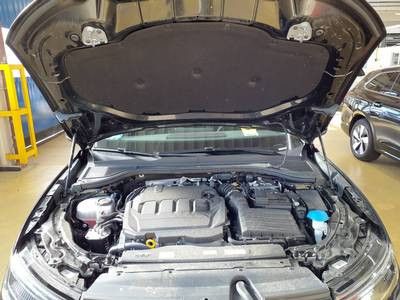 Passat Variant 2.0 TDI DSG ELEGANCE AHK+IQ.LIGHT