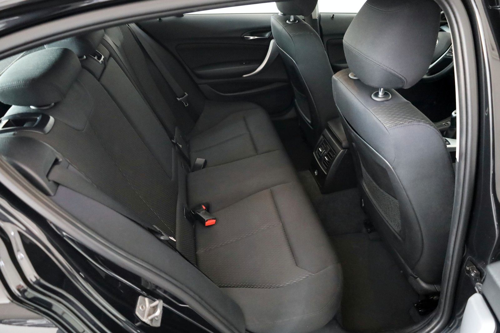 Fahrzeugabbildung BMW 120d 5-trg. Advantage Navi,Xenon,SH,PDC,SR+WR
