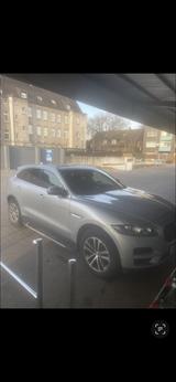 Jaguar F Pace 2.0d AWD - Jaguar F-Pace in Duisburg