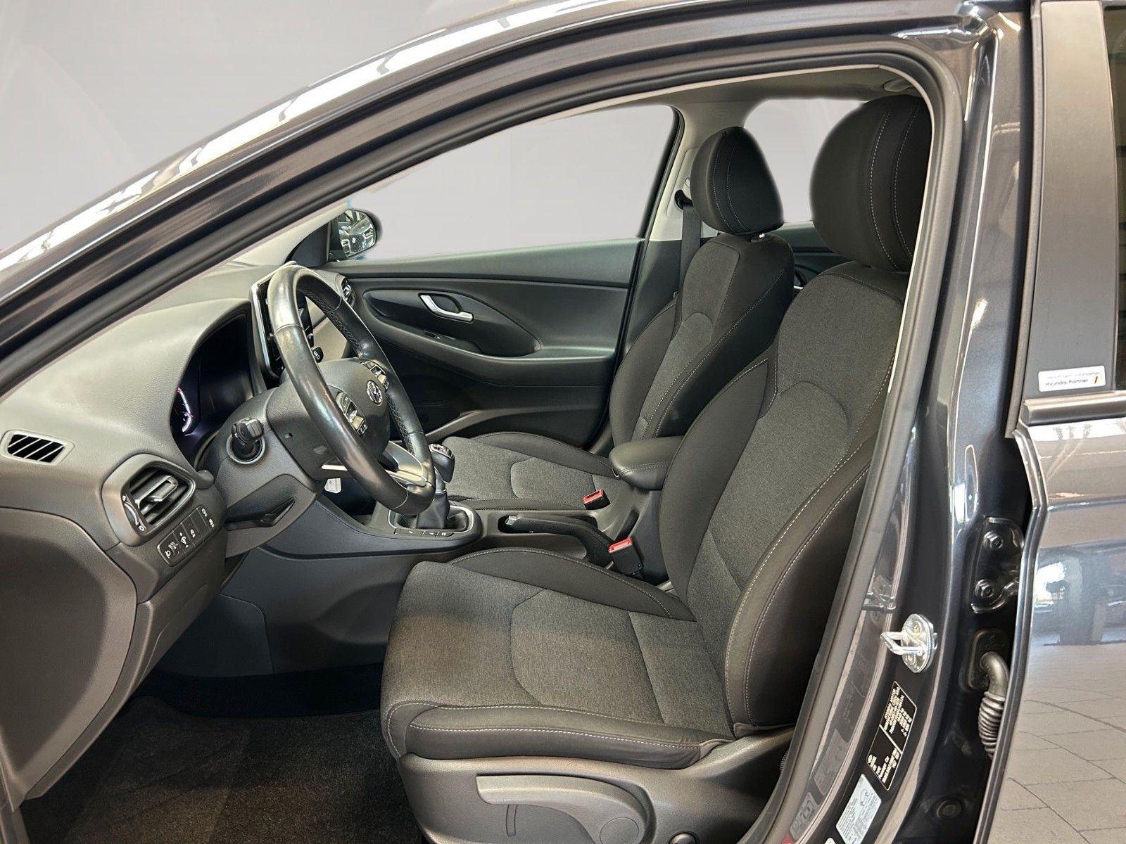 Fahrzeugabbildung Hyundai i30 FL  INTRO EDITION Panoramadach