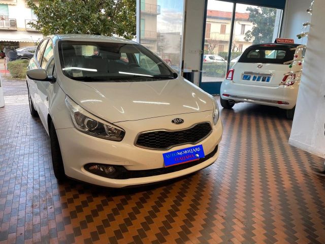 Kia Ceed cee'd 1.6 CRDi 110 CV 5 porte