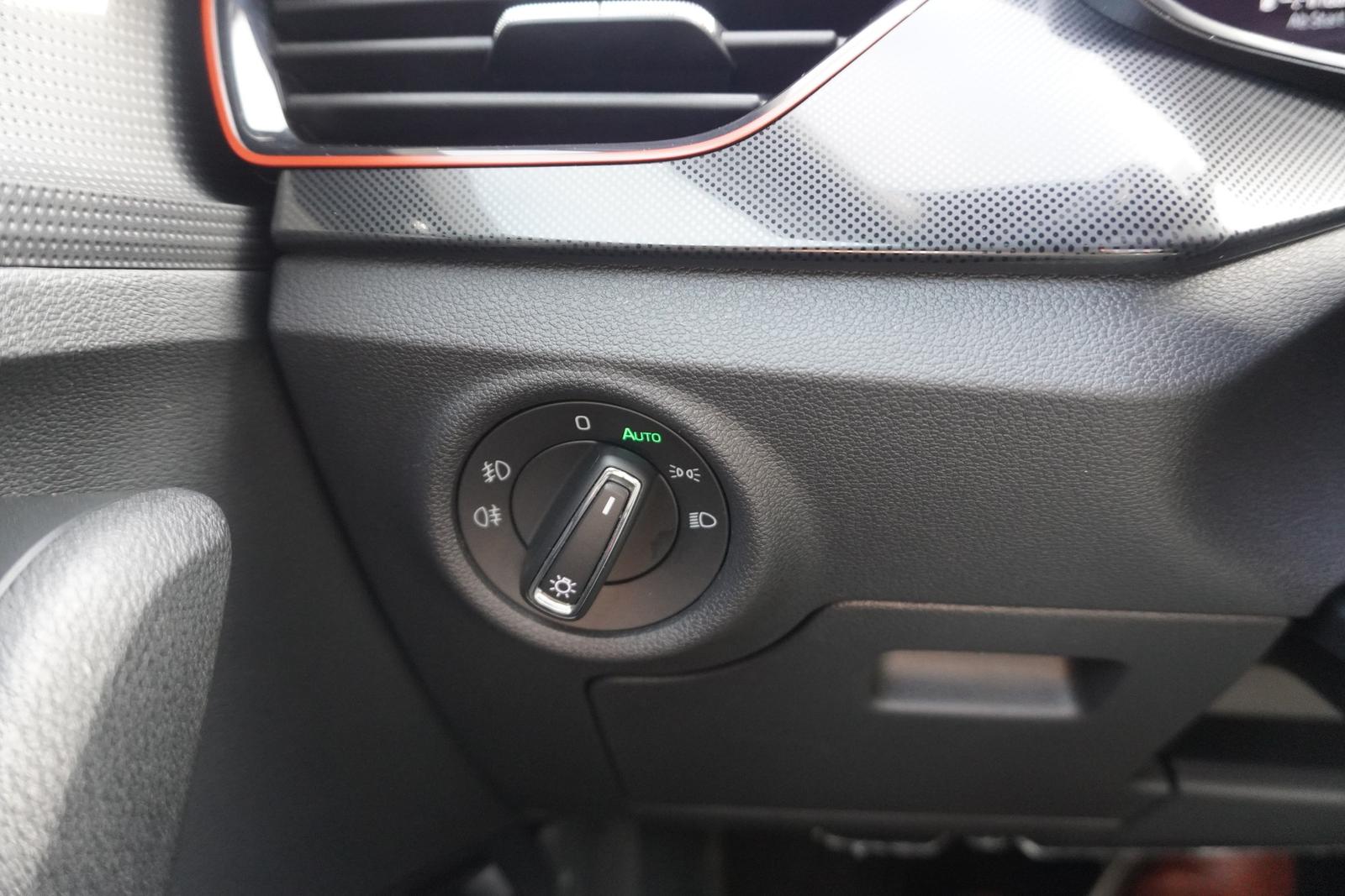 Skoda Scala 1.5 TSI Monte Carlo LED Navi ACC Panorama