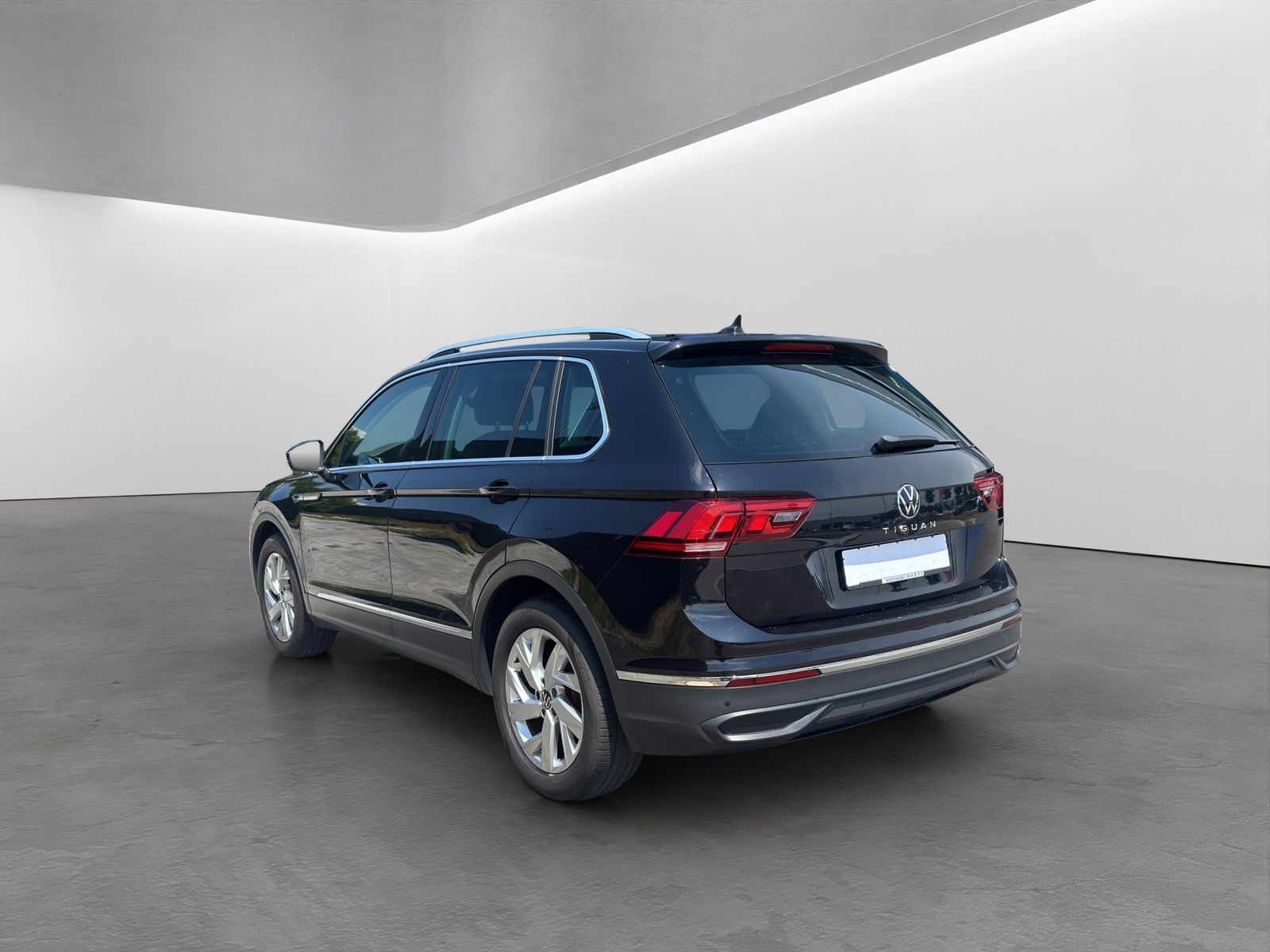 Volkswagen Tiguan 1.5 TSI Life LED NAVI 17 ACC SHZ PDC CLIM foto 5