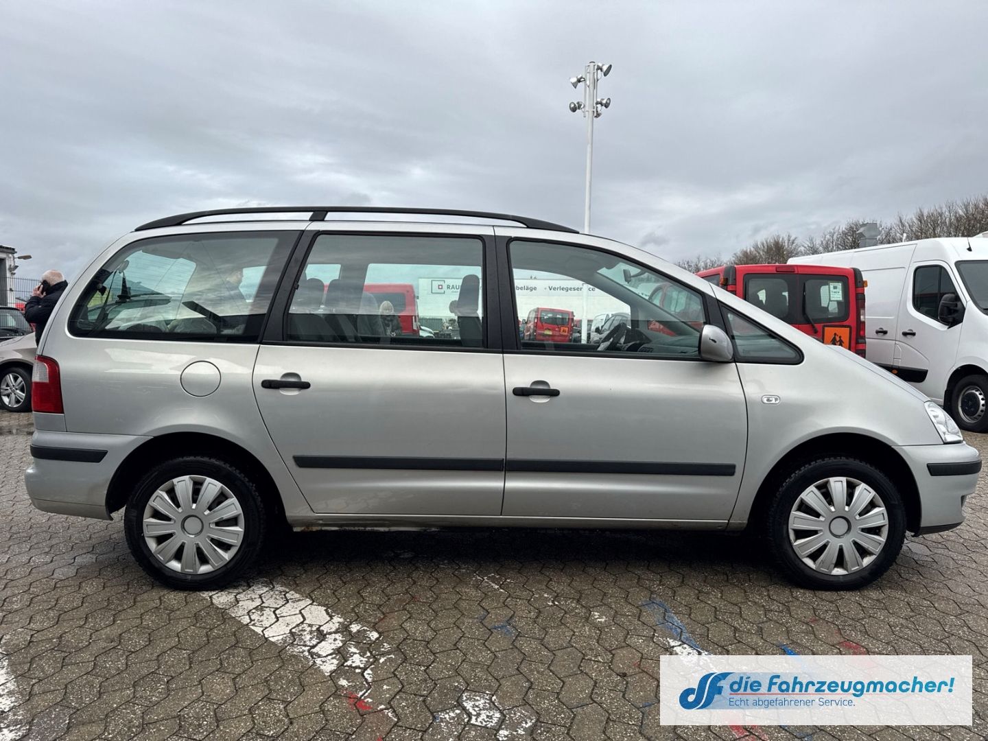 Fahrzeugabbildung Ford Galaxy Trend AHK Klima Beheizb. Frontsch *EXPORT