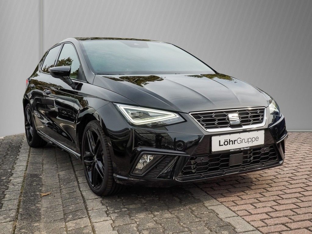 Seat Ibiza 1.5TSI FR Pro Black Edition 18" Navi LED imagem 3