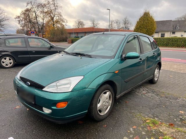 Ford Focus 1,4 82.000KM TÜV 03.25