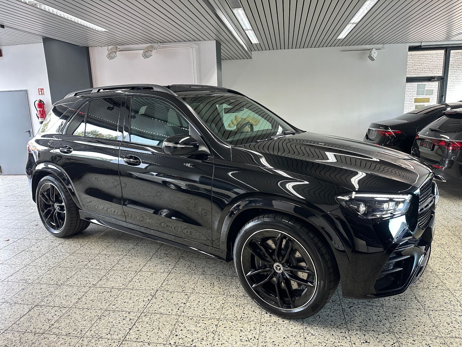 Mercedes-Benz GLE 350 de 4Ma AMG + NIGHT NAV/LED/HUD/AHK/AIRMA imagem 2