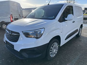 Fotografie des Opel Combo Cargo 1.5 D Edition AHK