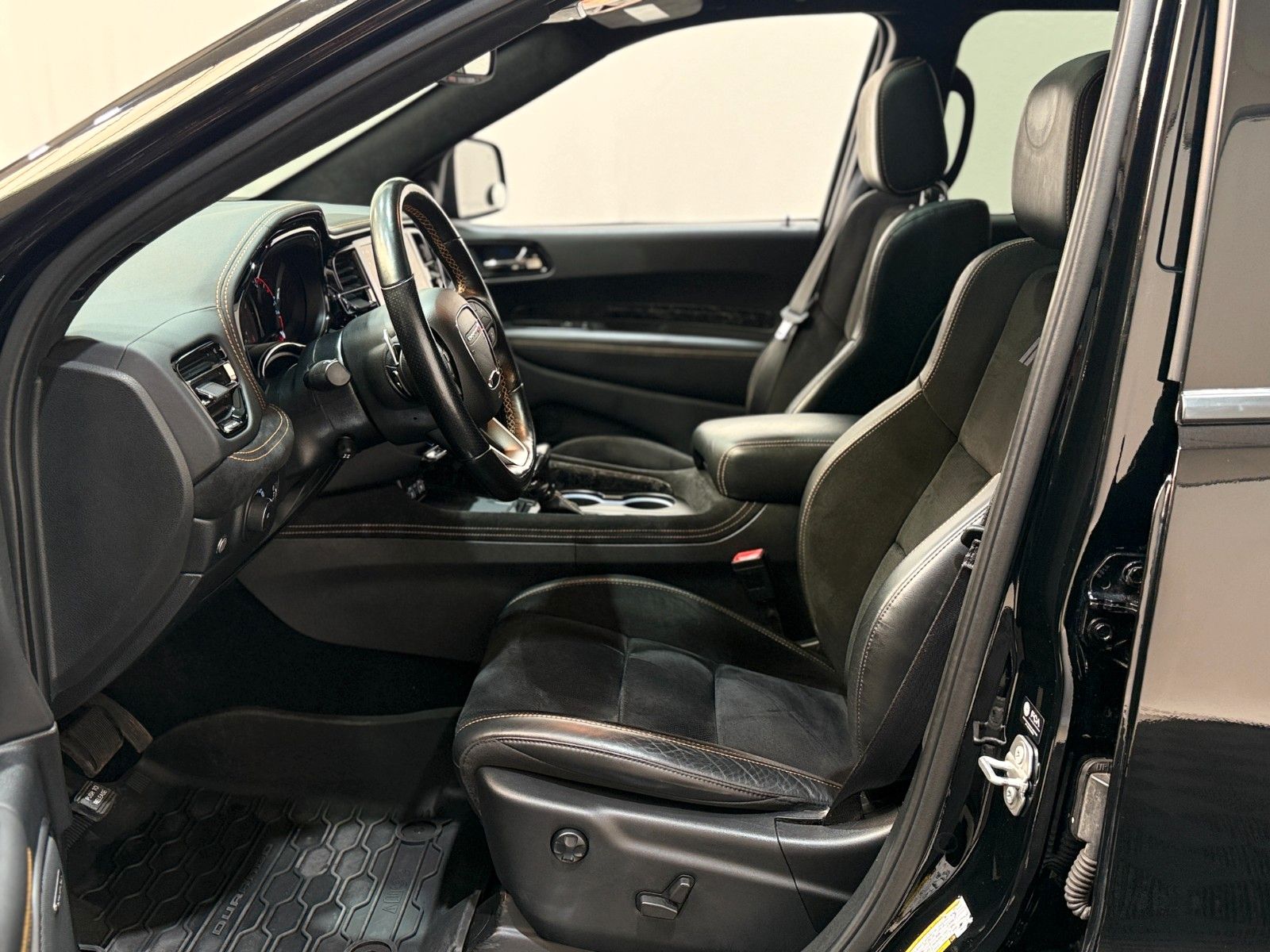 Fahrzeugabbildung Dodge Durango - R/T - OrangePackage - LPG - AHK